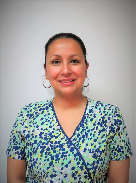 Dra Lorena Rivera Cisternas, Cirujano Dentista       Especialista en Ortodoncia y Ortopedia Dento Maxilar Universidad de Chile 