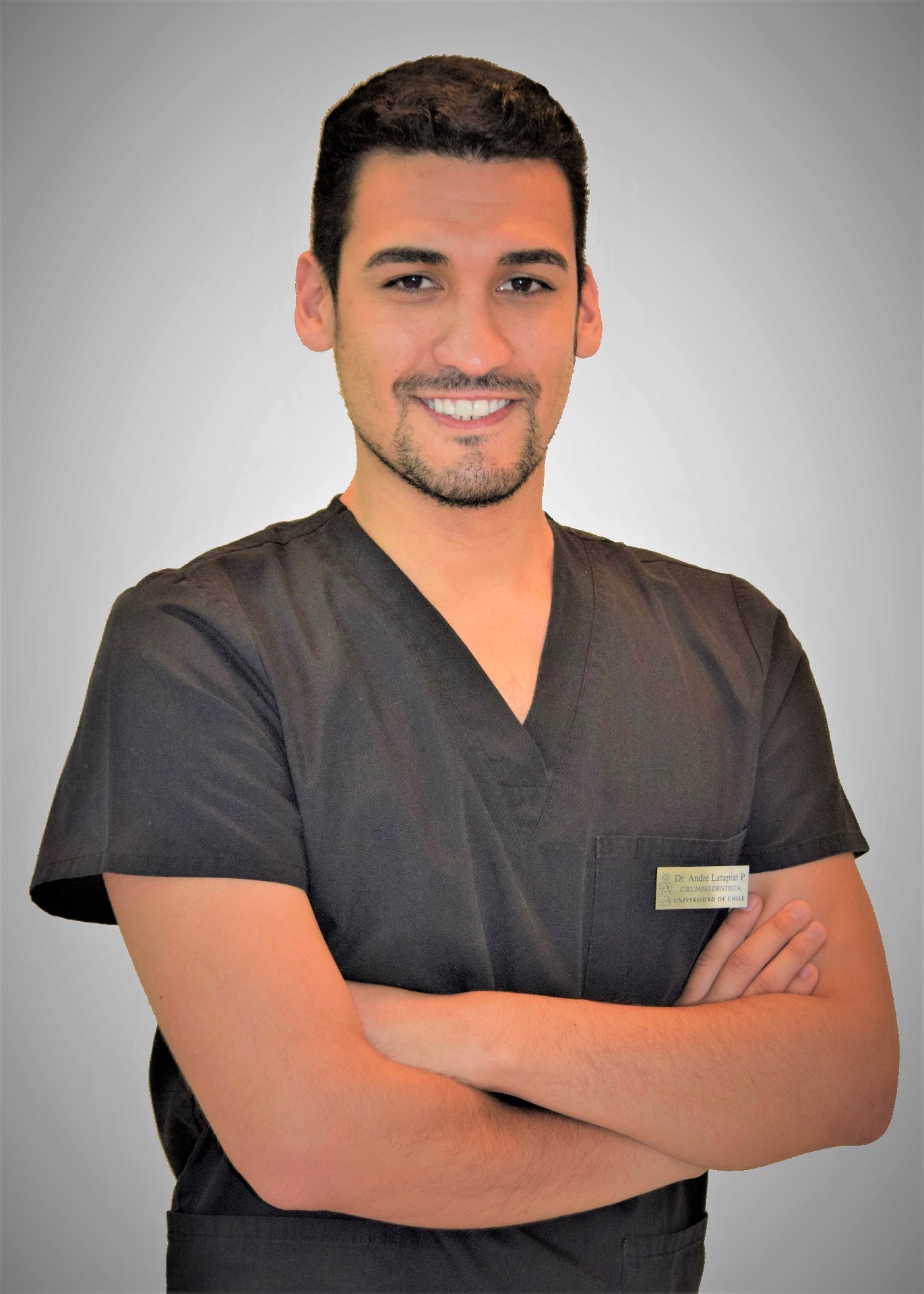 Dr. André Latapiat Parodi, Cirujano Dentista Universidad de Chile, Rehabilitador Oral - Estética Facial